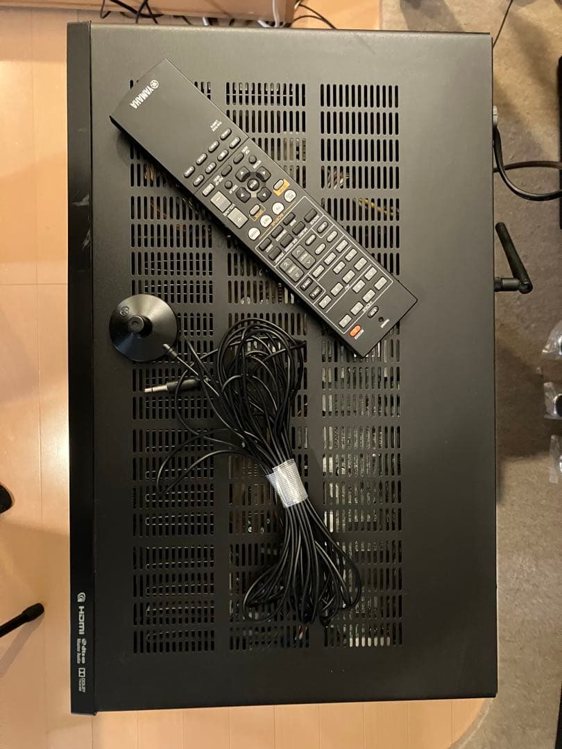 ヤマハ7.1ch アンプRX-V577(B) リモコン、キャリブレマイク付き