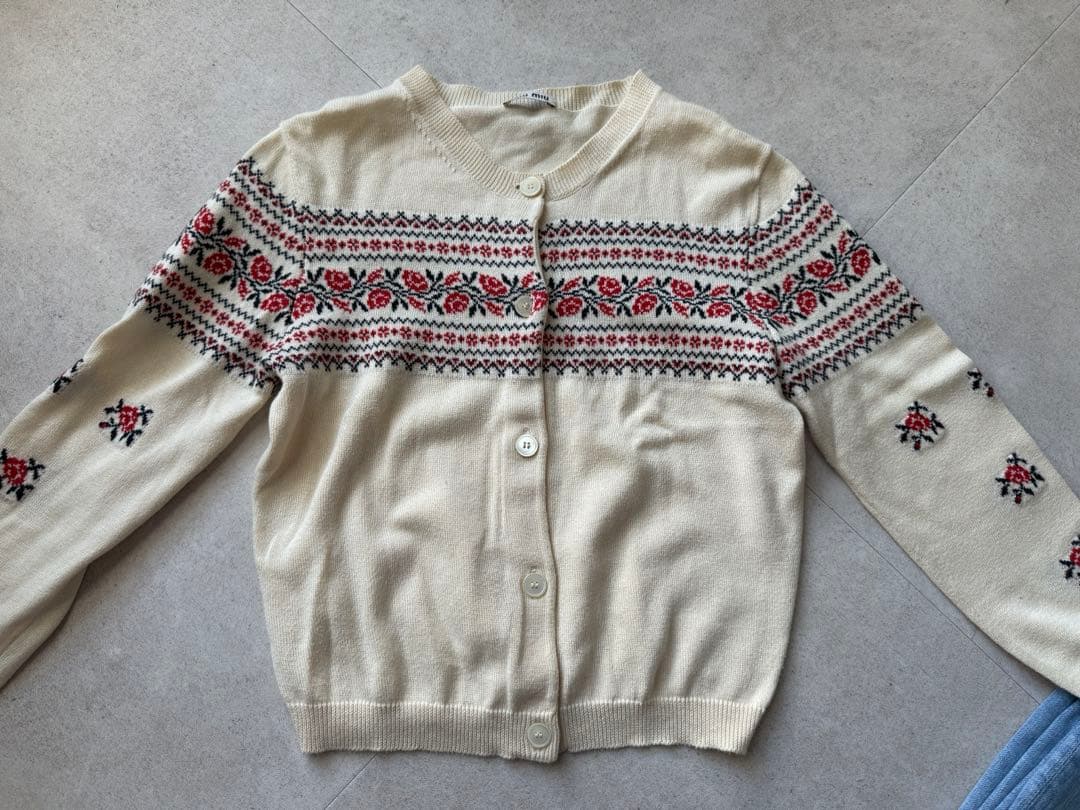 専用　MIU MIU バラ柄ニットカーディガン