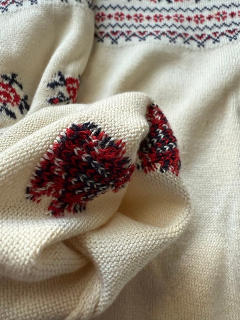 専用　MIU MIU バラ柄ニットカーディガン