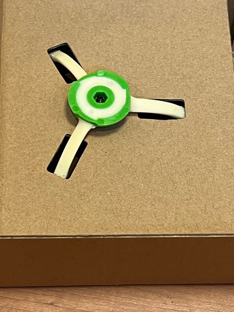 iRobot Roomba i7 ロボット掃除機 本体 / ジャンク扱い