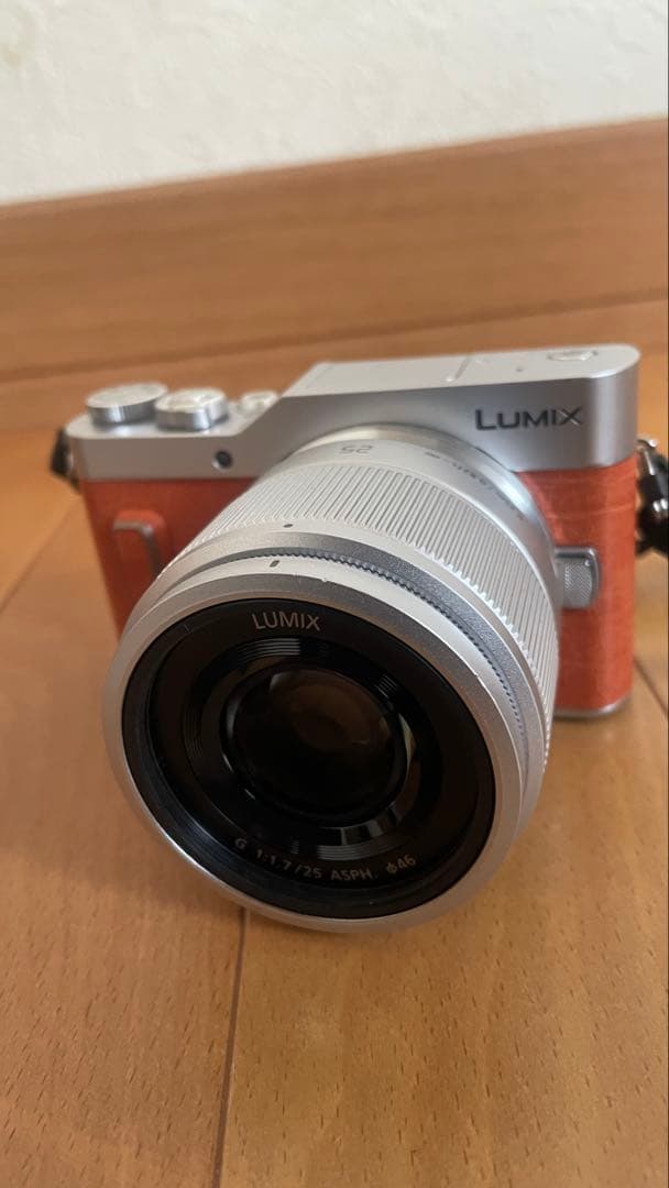 Panasonic LUMIX G DC-GF10W ミラーレスカメラ　オレンジ