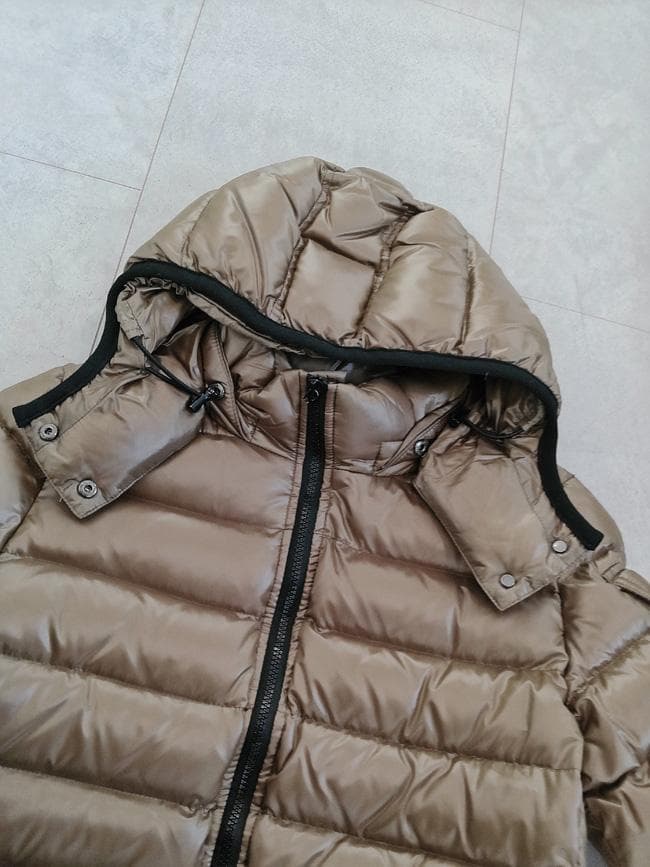 MONCLER モンクレール MOKA モカ ダウンコート 3 G32-003