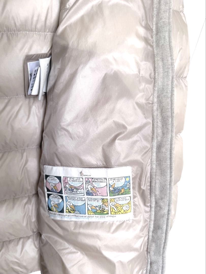MONCLER レディース　ダウン