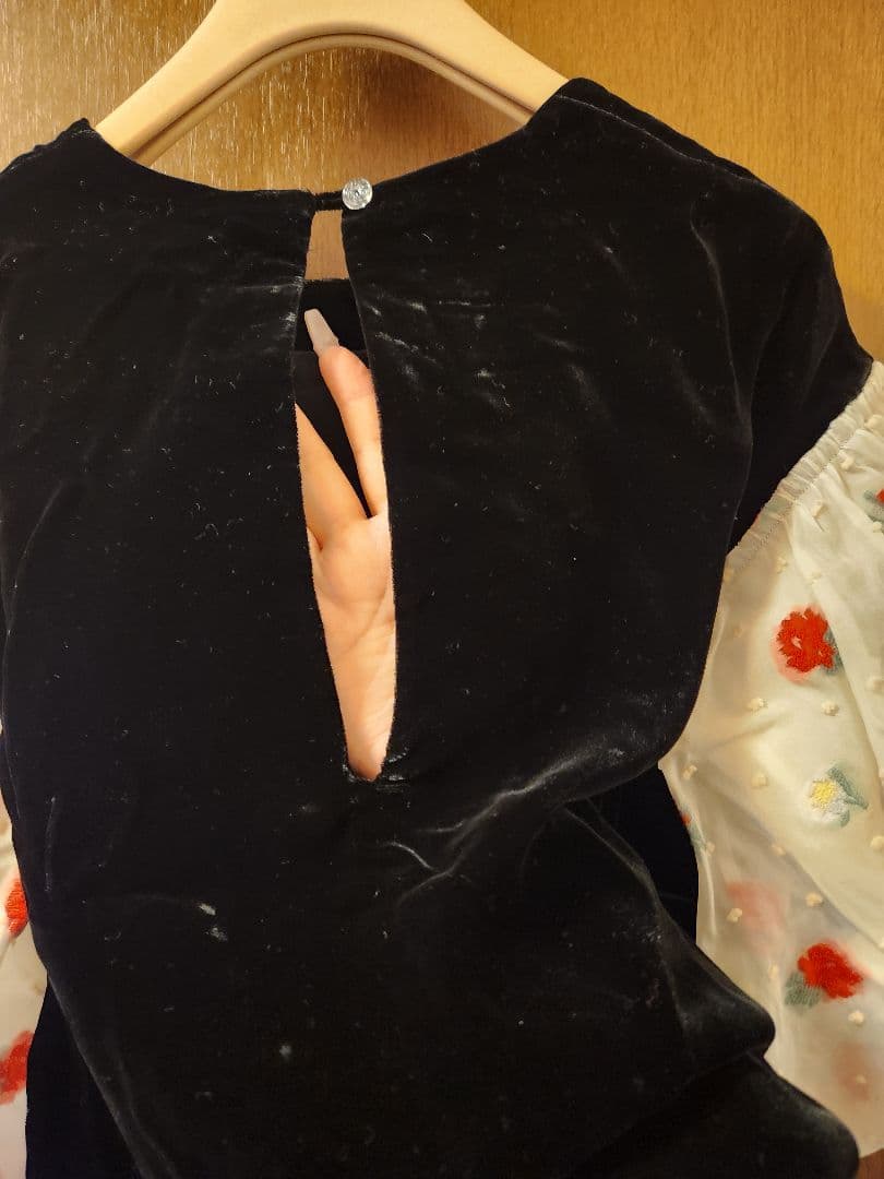 SIIILON♡フリル付きバルーンスリーブトップス