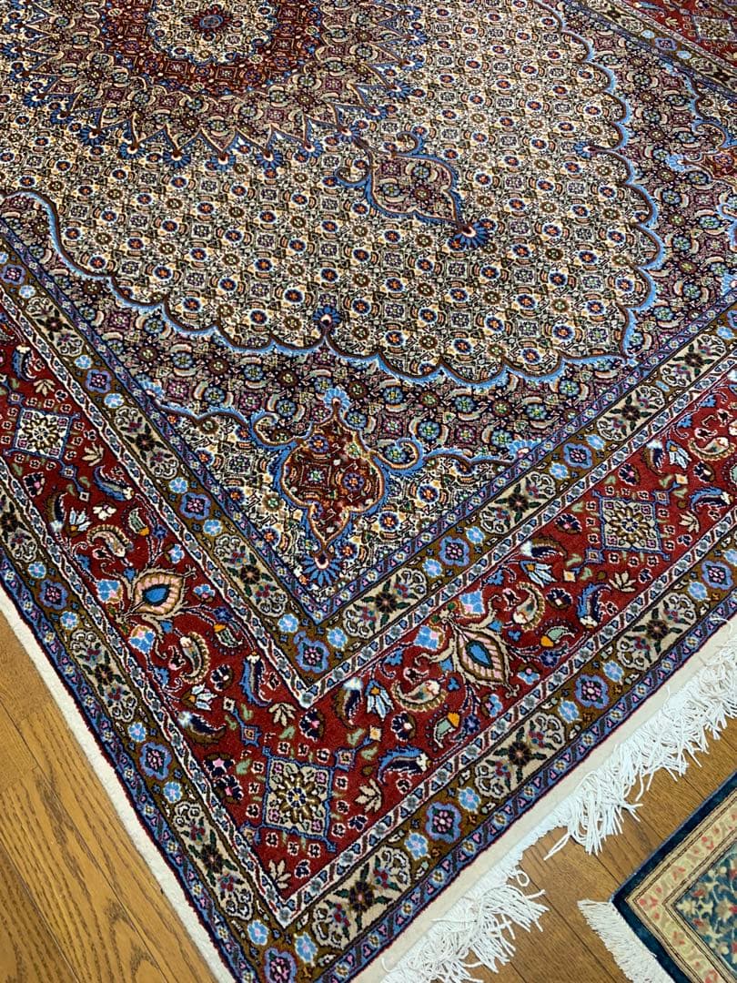 送料込み！　ペルシャ絨毯 イラン シルク 307×197