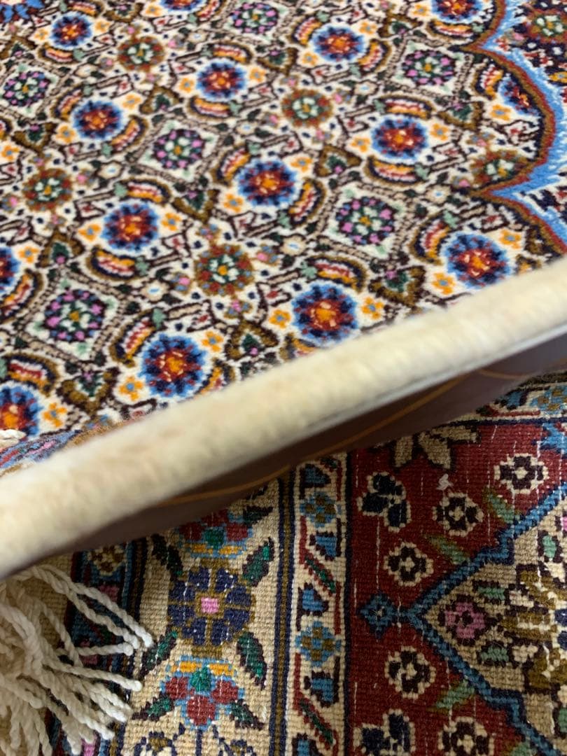 送料込み！　ペルシャ絨毯 イラン シルク 307×197