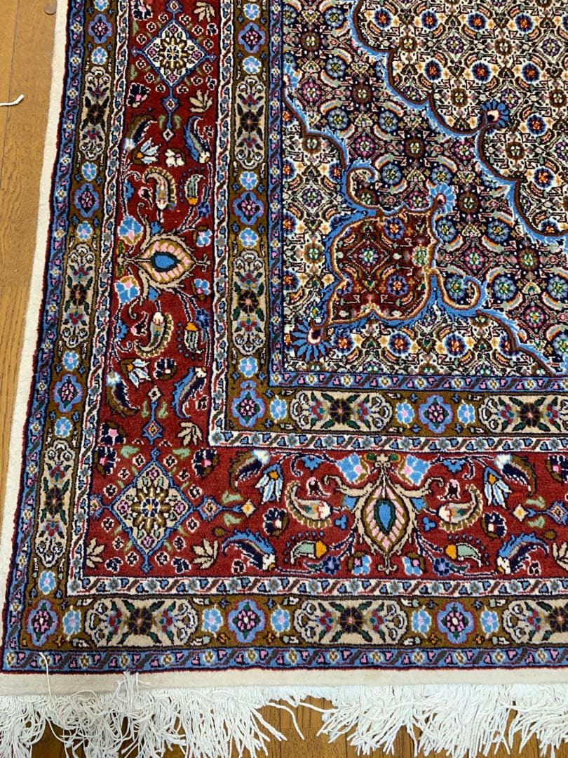 送料込み！　ペルシャ絨毯 イラン シルク 307×197