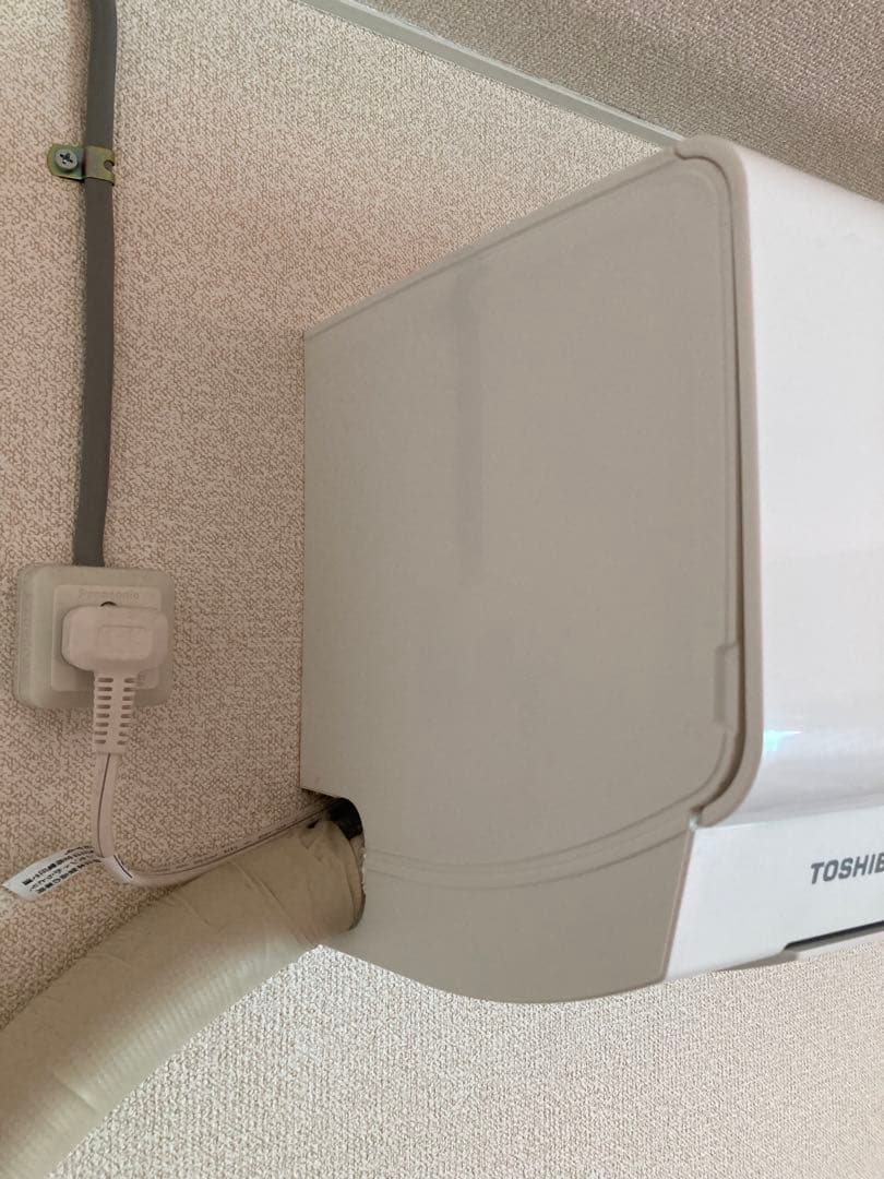 TOSHIBA RAS-H221M 2021年製 エアコン本体 室外機 2022