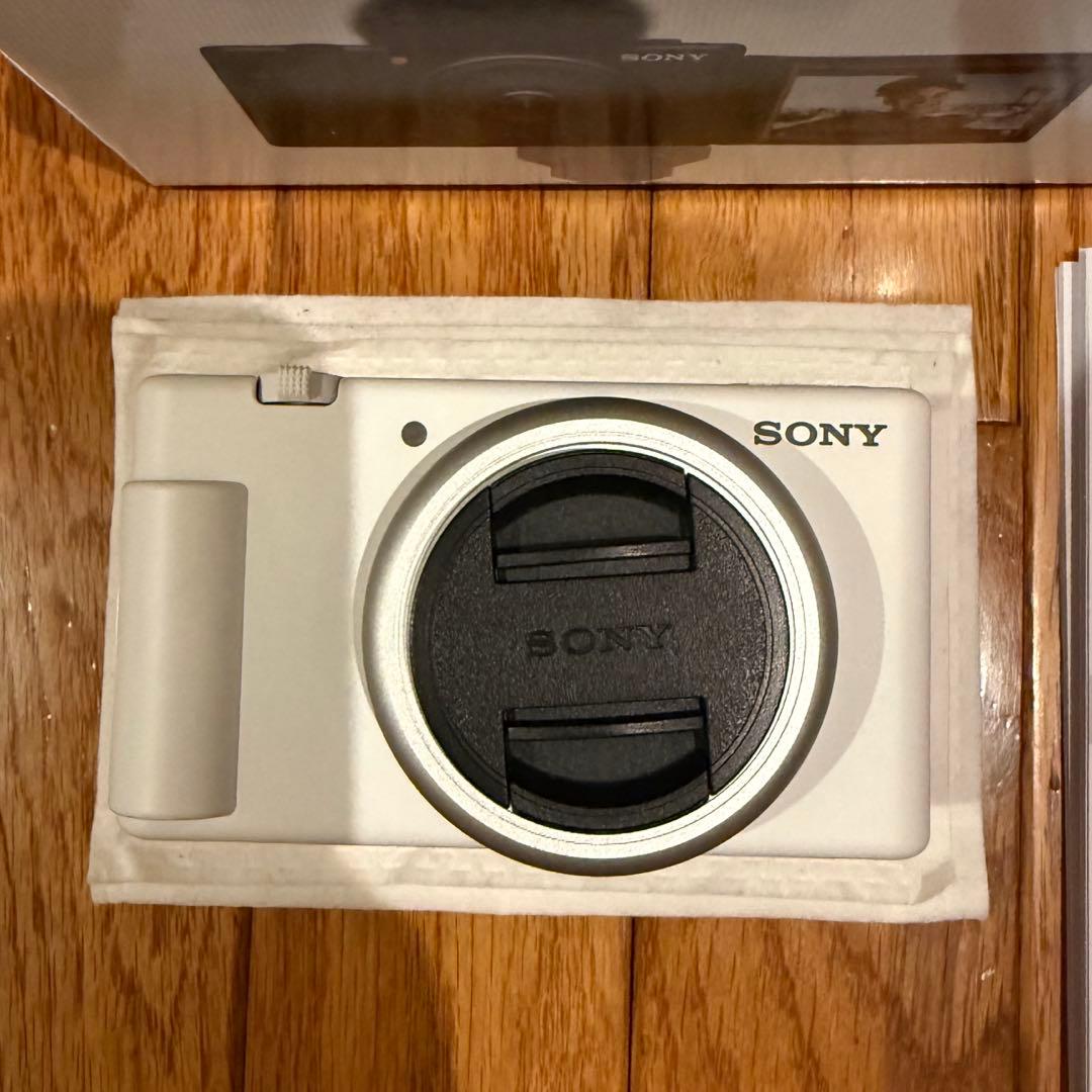 【匿名配送】SONYデジタルカメラZV-1F