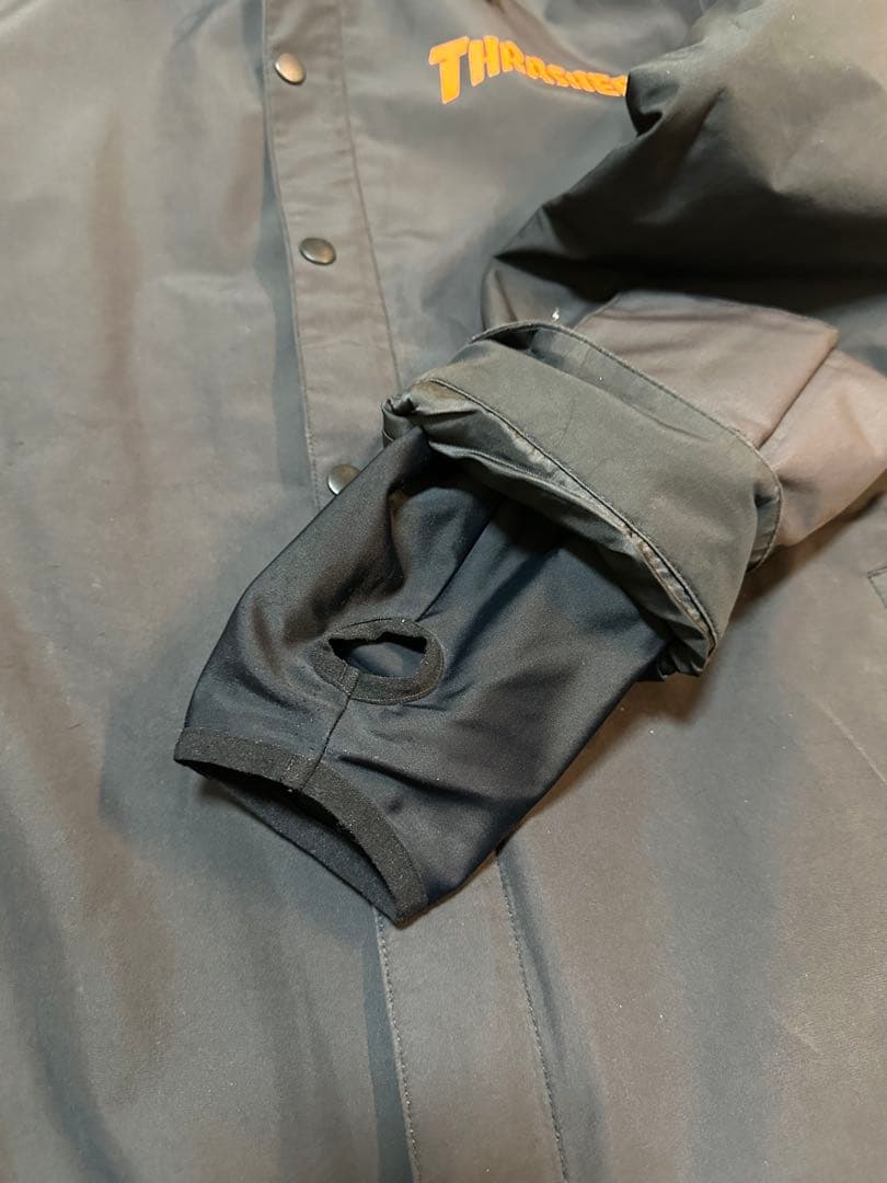 【クリーニング済】スノーボードウェア THRASHER AA Lサイズ