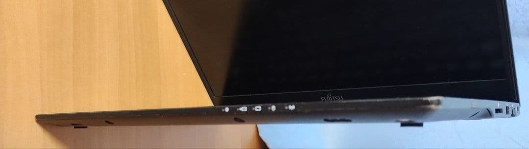 理由有 RAM8G 8世代 Corei5 LIFEBOOK U939/A