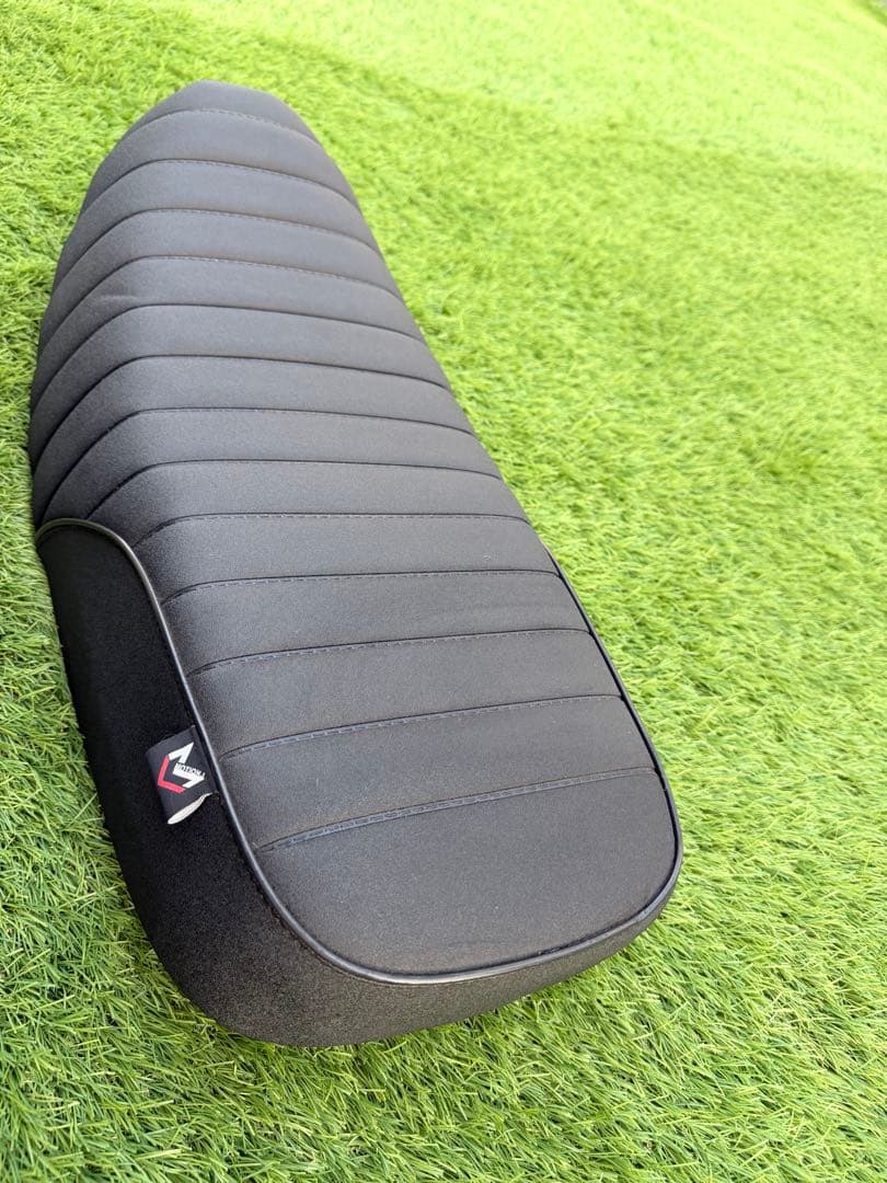 DAX125用　モーションジェイ ジェルパッド付シート