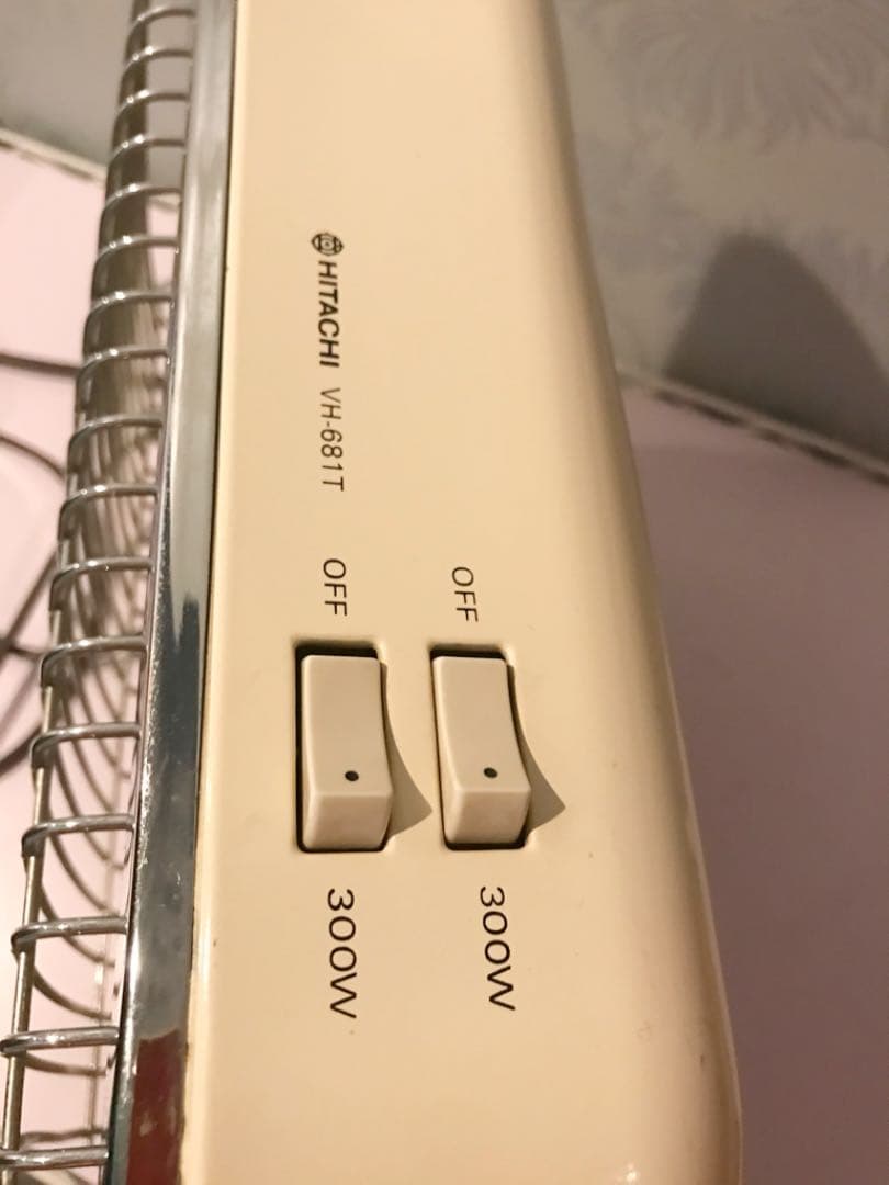 レトロ／アンティーク　昭和電気ストーブ　HITACHI遠赤外線