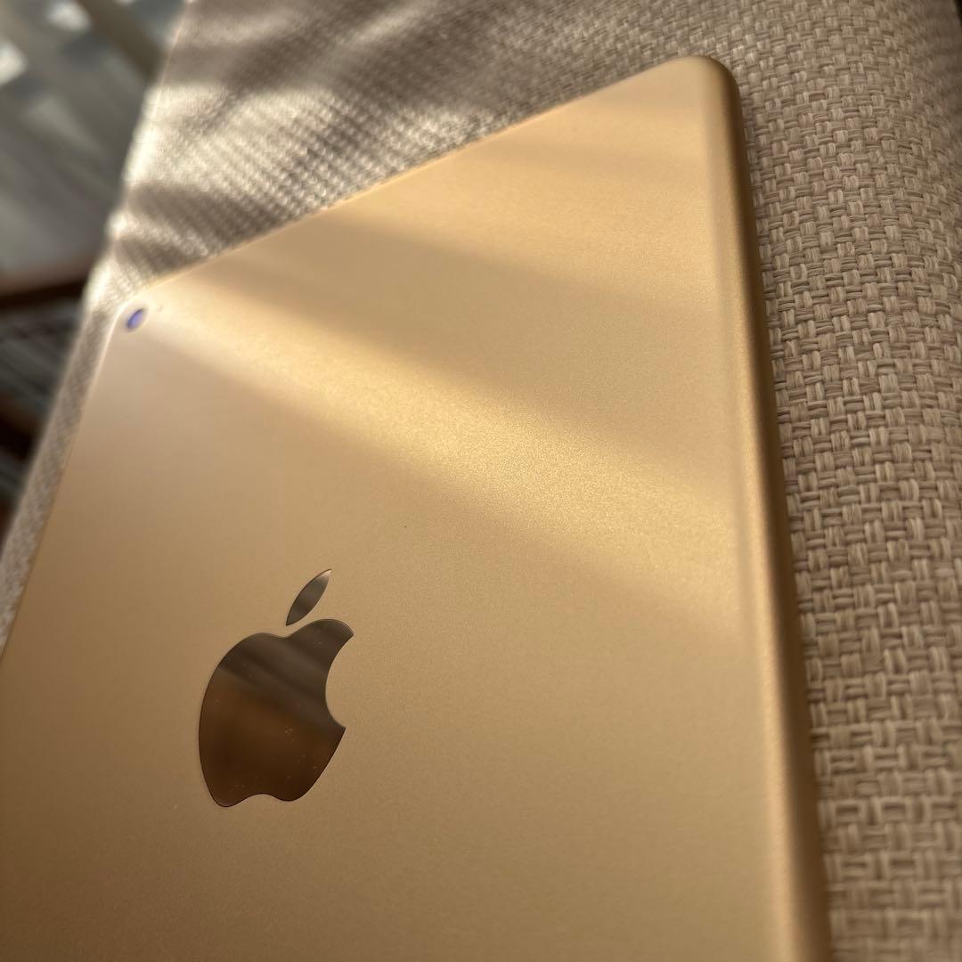 ★美品★iPad mini 4 128GB シャンパンゴールド