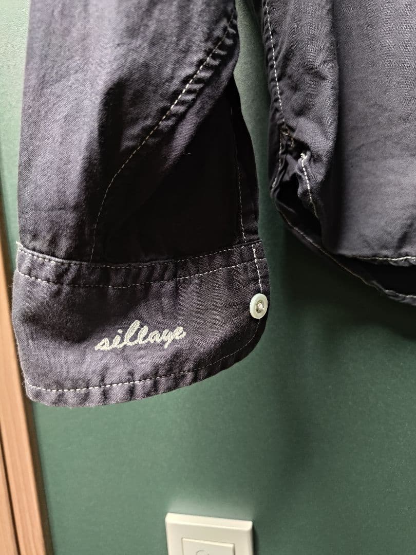 sillage 長袖シャツ 墨黒