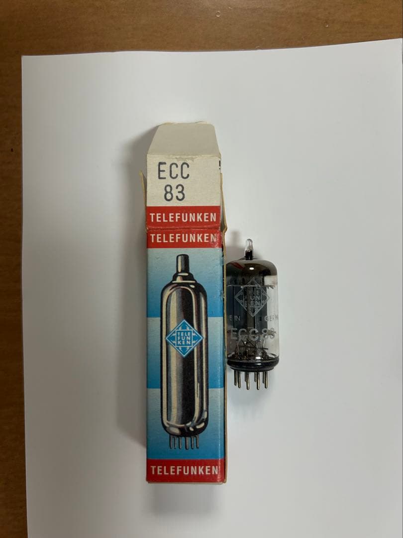真空管　プリ管　telefunken ECC83