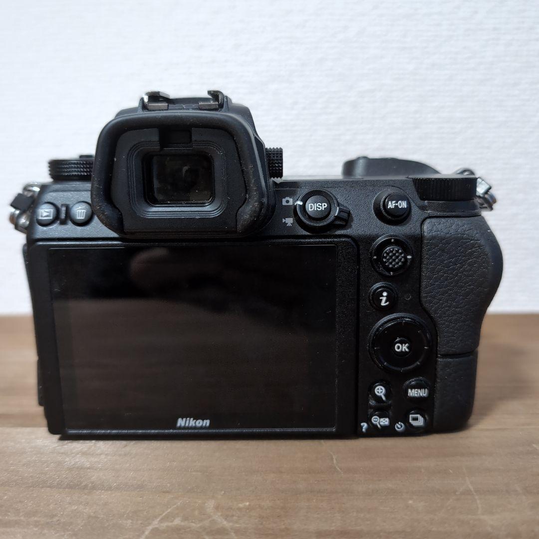 Nikon Z6 フルサイズ ミラーレス カメラ ボディ