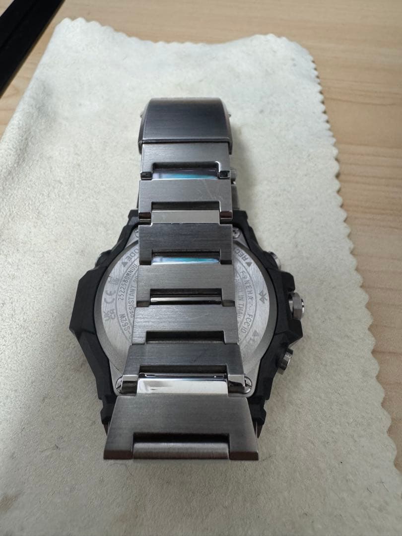 【中古美品】G-SHOCK GST-B1000D-1AJF メンズ ブラック