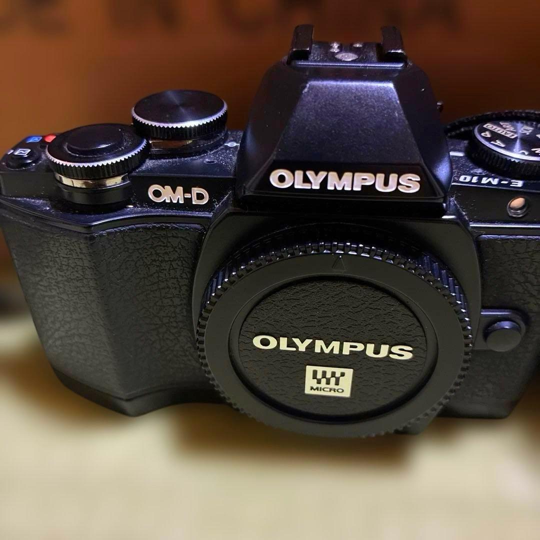 デジタルカメラ OLYMPUS OM-D E-M10 OLYMPUS 40-150mm