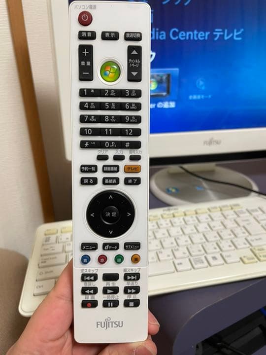 富士通　ESPRIMO EH30/ET