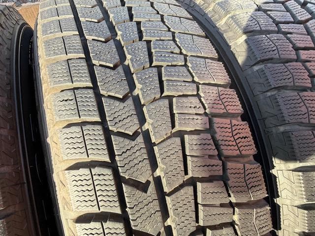 ライズ ロッキー ハイブリッド スタッドレスセット 195/65R16 バリ山!