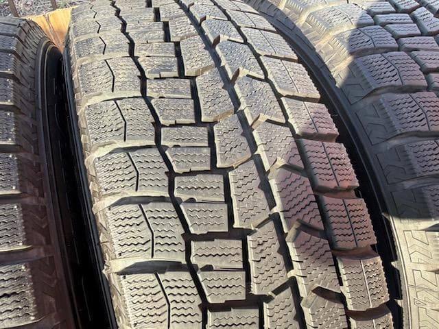 ライズ ロッキー ハイブリッド スタッドレスセット 195/65R16 バリ山!