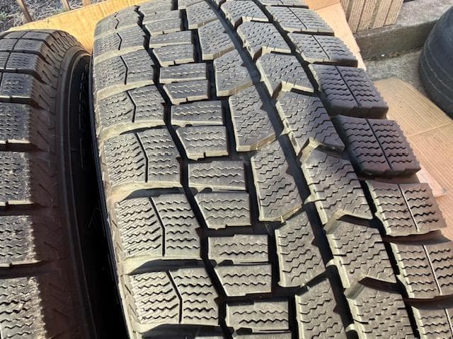 ライズ ロッキー ハイブリッド スタッドレスセット 195/65R16 バリ山!