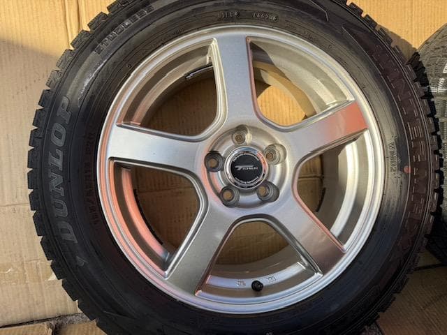 ライズ ロッキー ハイブリッド スタッドレスセット 195/65R16 バリ山!