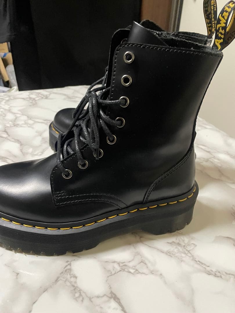 Dr. Martens Jadon8 ブラックブーツ