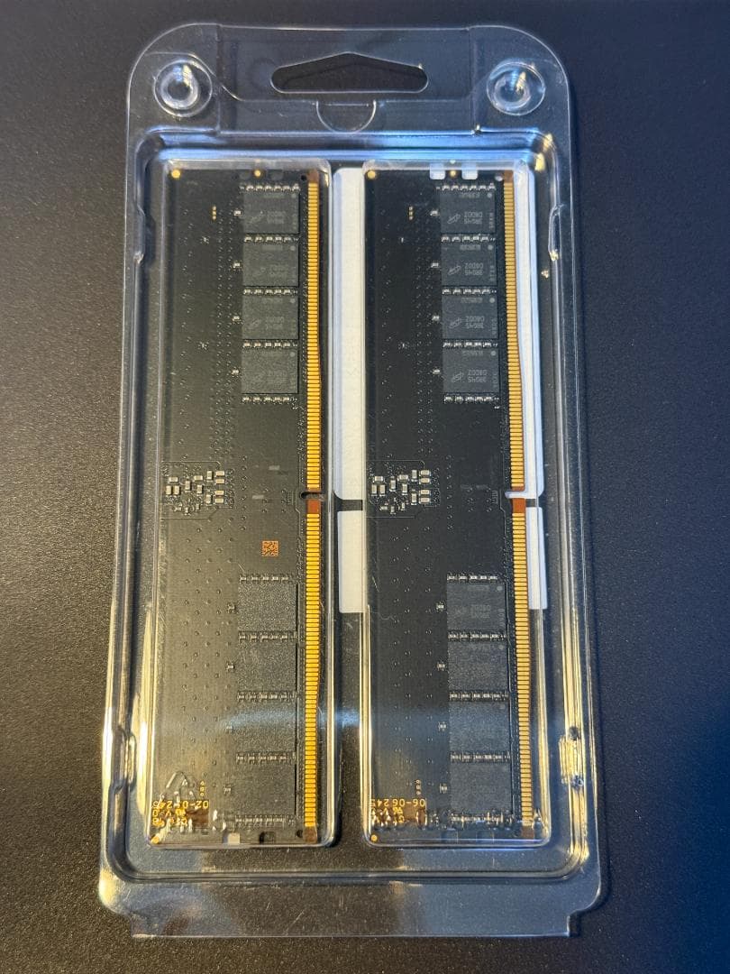 Crucial 64GB (32GBx2) DDR5-5200 メモリ