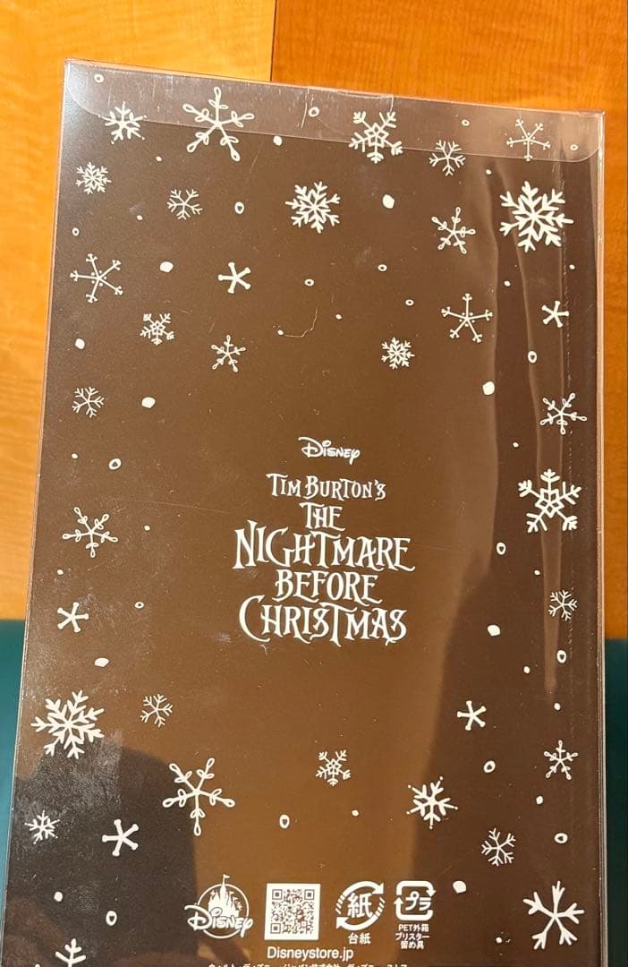 ディズニーストア　ナイトメアビフォアクリスマス　クリスマスツリーライトアップ