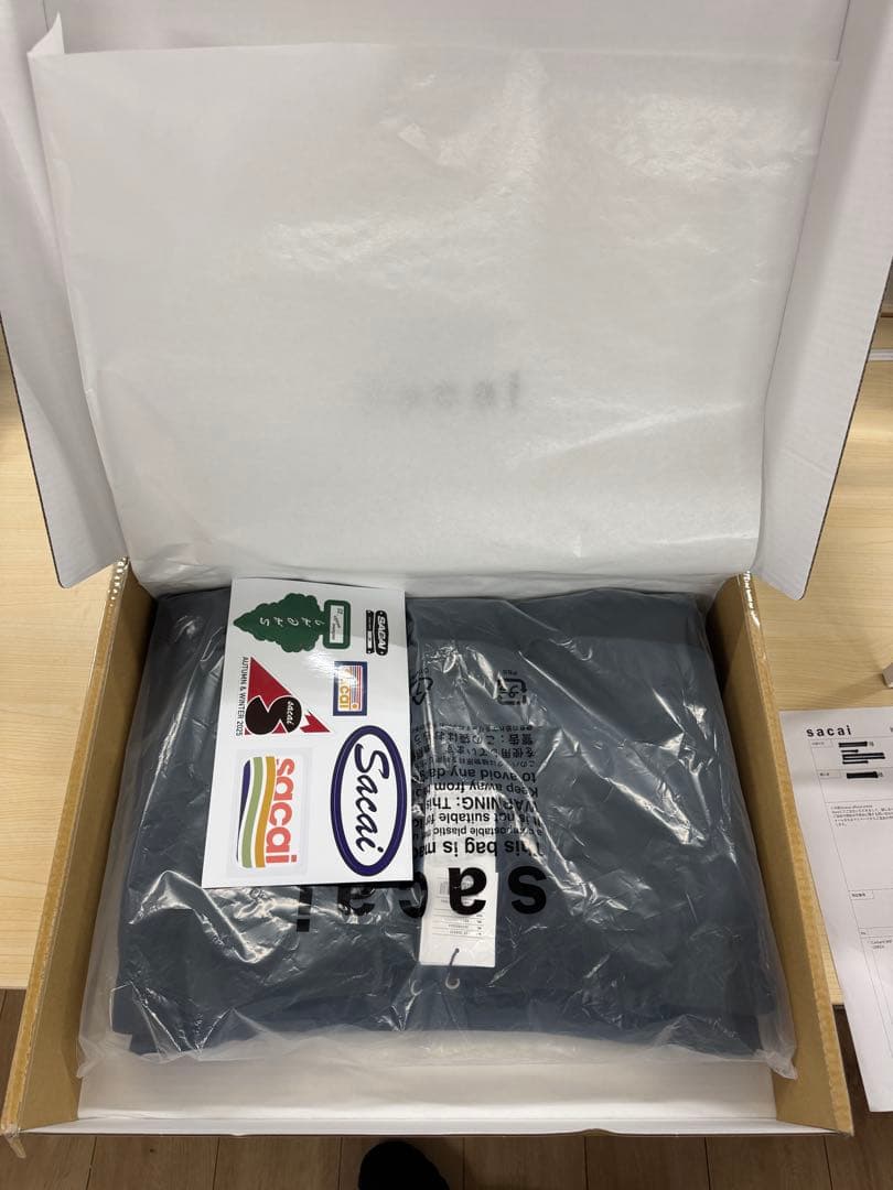 SACAI＜サカイ＞×CARHARTT＜カーハート＞スウェットフーディ