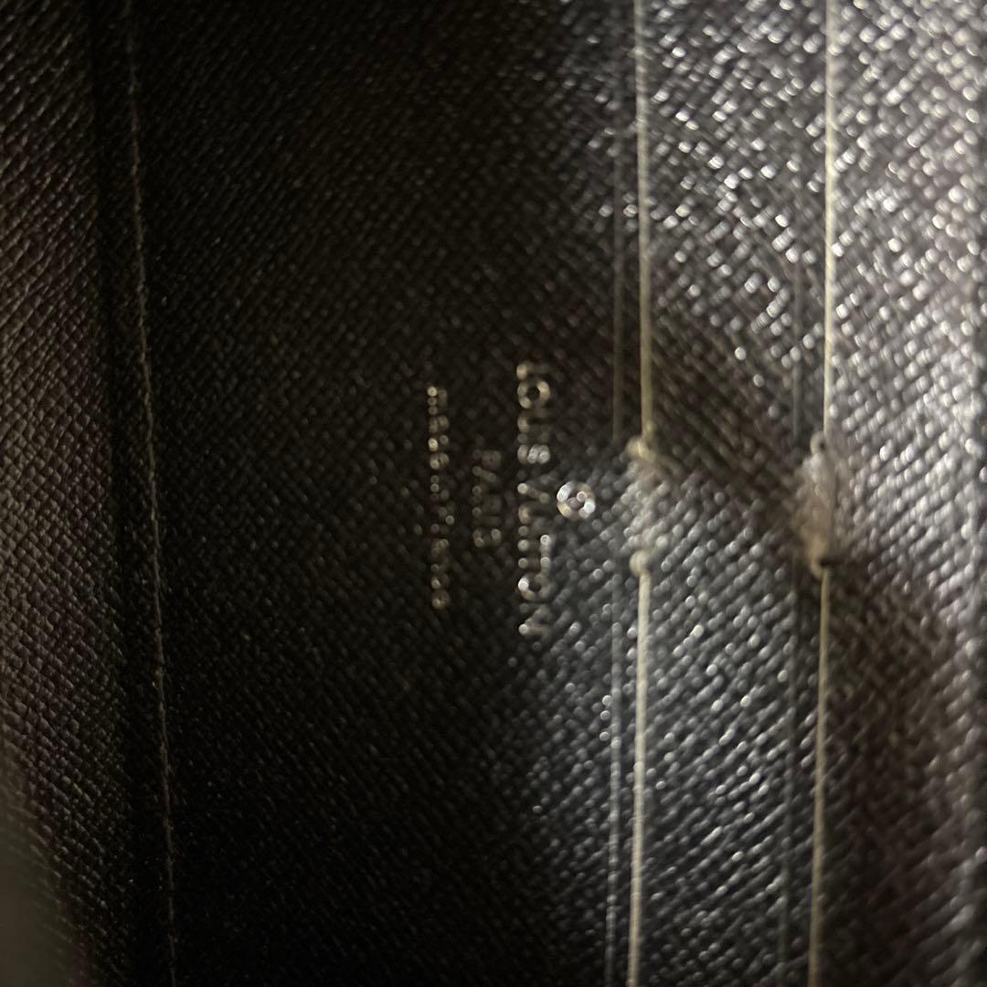 Louis Vuitton ブラック 長財布 エピレザー