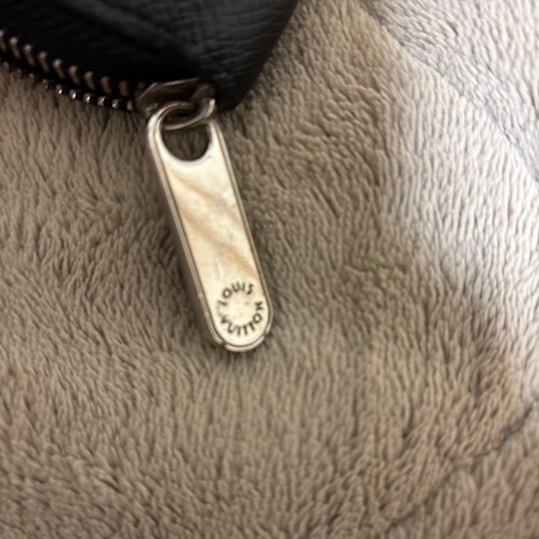 Louis Vuitton ブラック 長財布 エピレザー