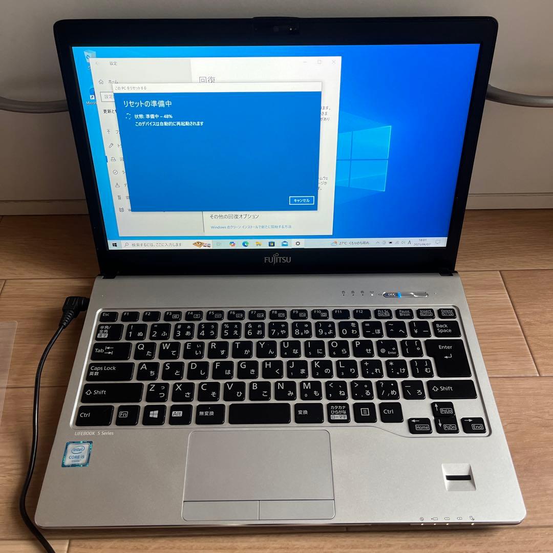 富士通S936/Windows10/corei5-6300U/8GB/512GB