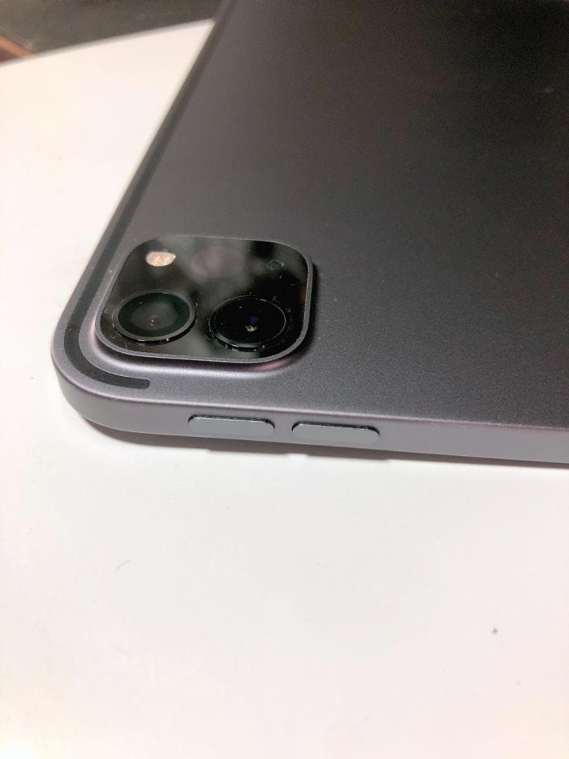 バッテリー良好　第2世代　美品　iPad Pro 11