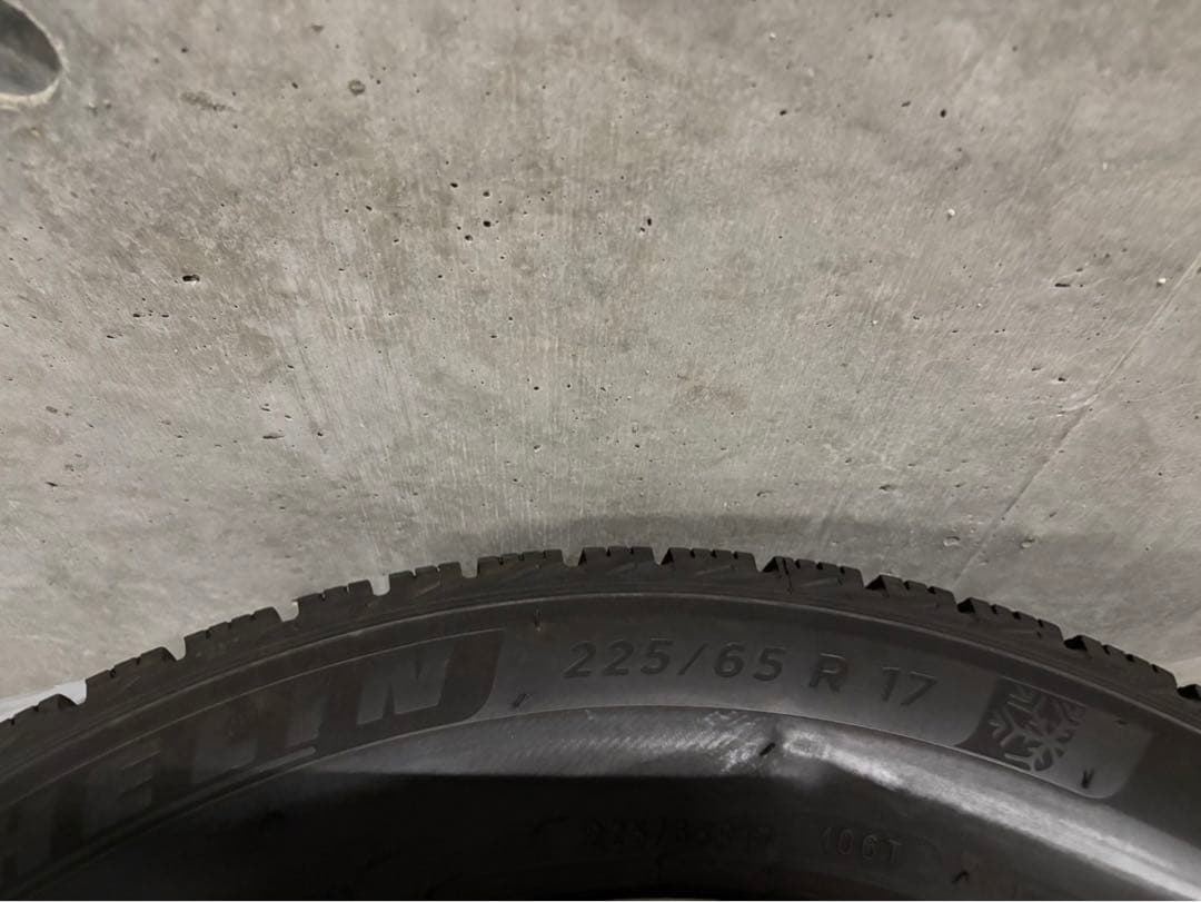 【送料込み】スタッドレス　17インチ ホイールセット (ハリヤー60)