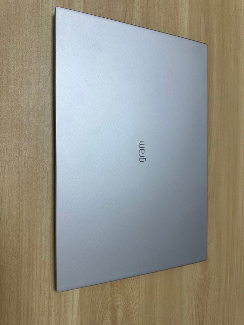 LG gram 16インチ ノートPC 本体