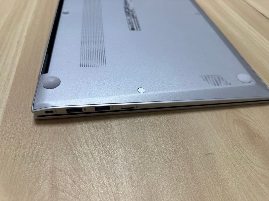 LG gram 16インチ ノートPC 本体