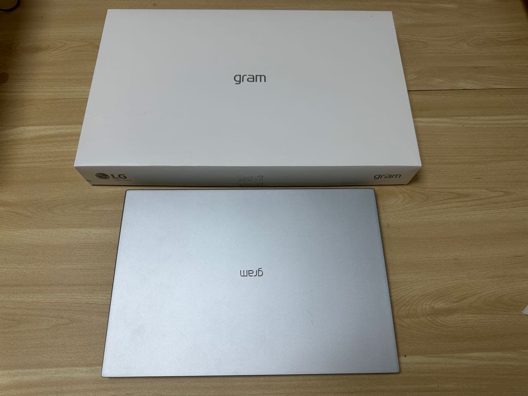 LG gram 16インチ ノートPC 本体
