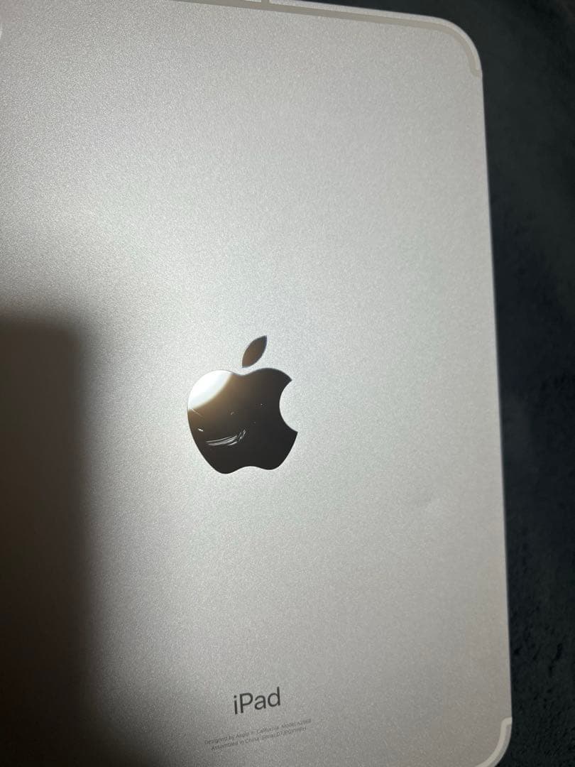 あっくん　iPad mini 第6世代　64GB セルラー