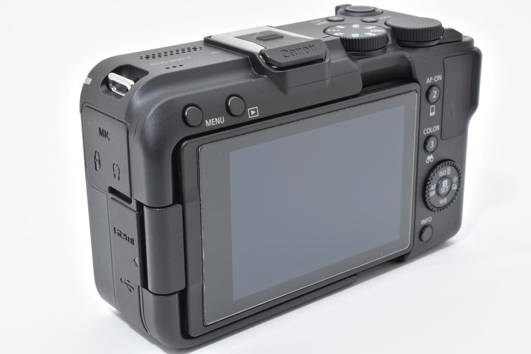 ■ほぼ新品■ CANON キヤノン EOS R50V #C694