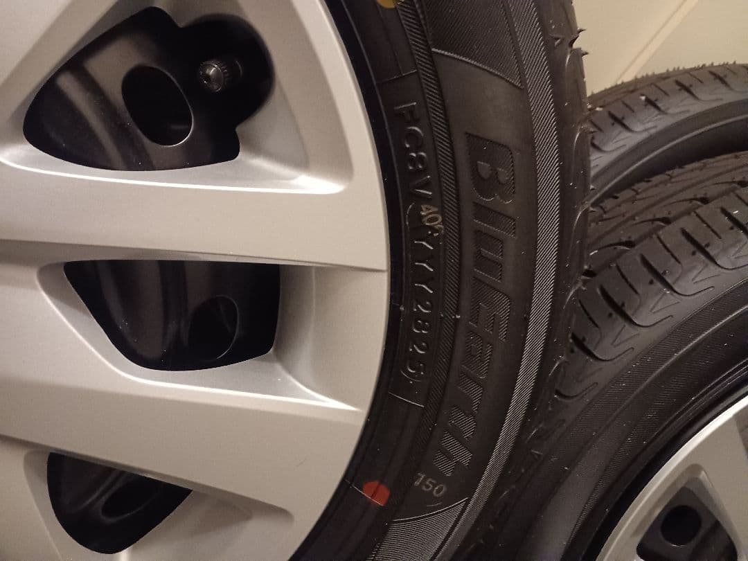 N-BOX　純正ホイール タイヤほぼ新車外し