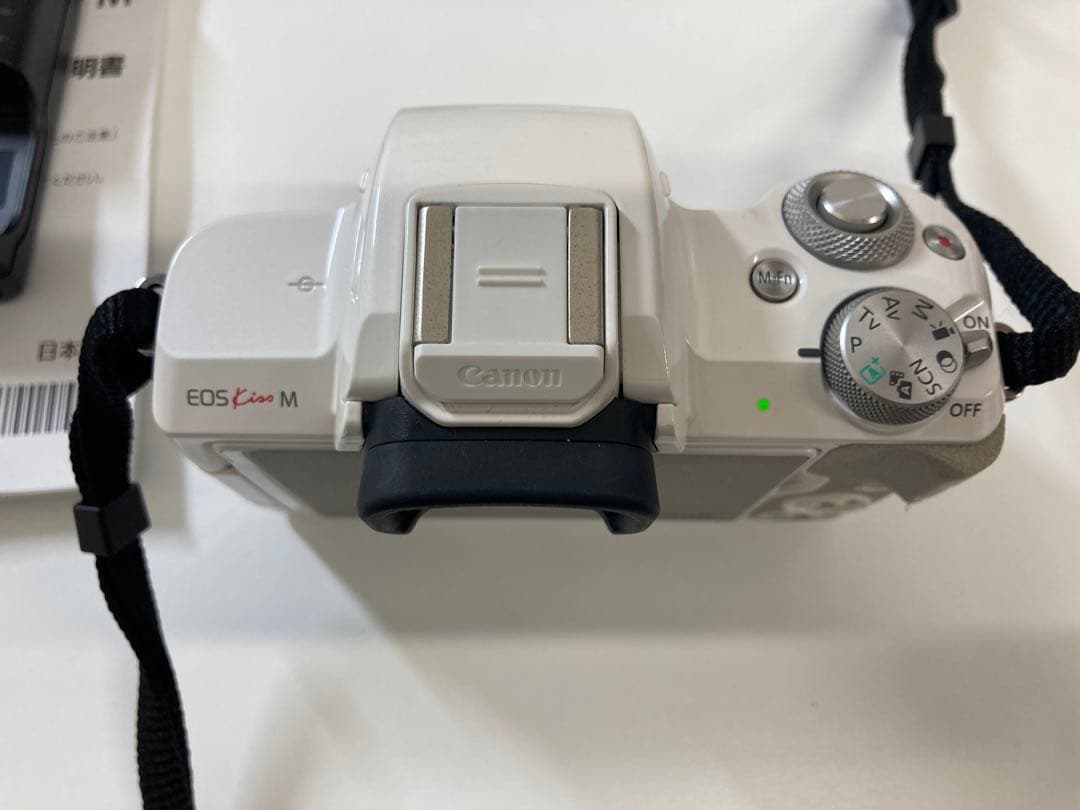 【美品】Canon EOS kiss Mカメラ ダブルレンズキット