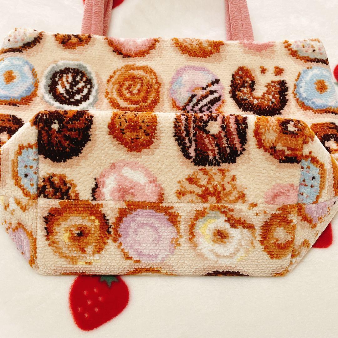 フェイラー　ラブラリー　モグモグドーナツ　バッグ