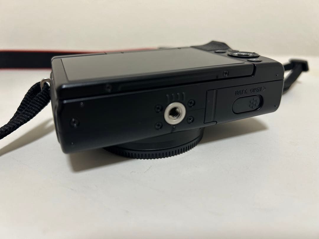 Canon ミラーレス一眼カメラ EOS M200 標準ズームキット ブラック