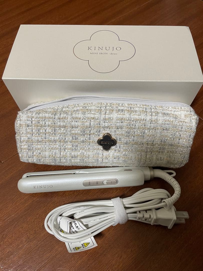 KINUIO ストレートヘアアイロン 本体