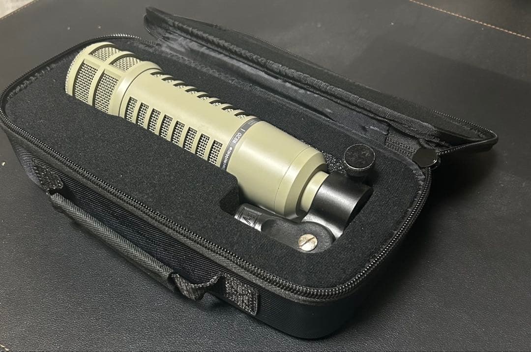 （ほぼ新品）Electro Voice RE20 グレー　ダイナミックマイク