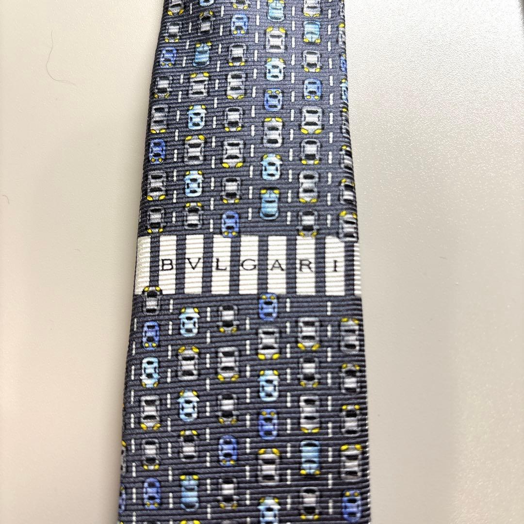 未使用 箱付 BVLGARI ブルガリ ネクタイ 車柄 イベント 年末年始