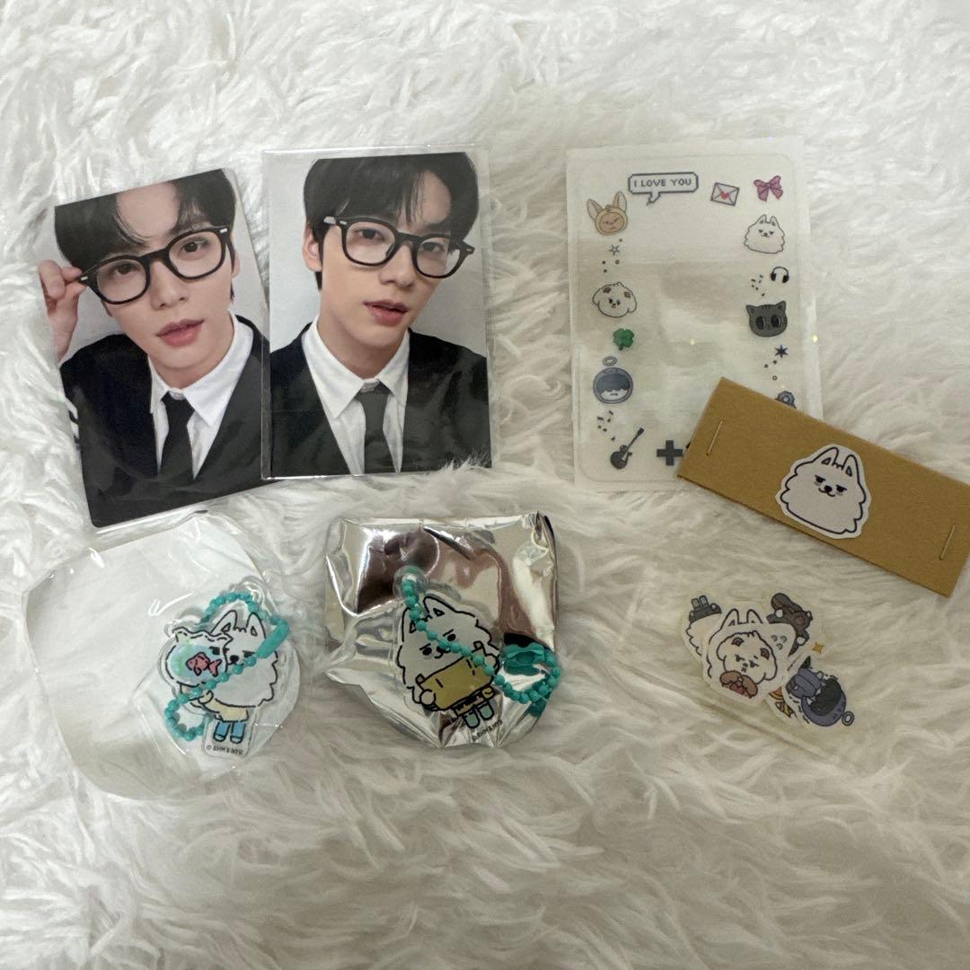 txt トゥバ ソウルコン ヨンモン モアゾーン カプセルトイ トレカ スビン